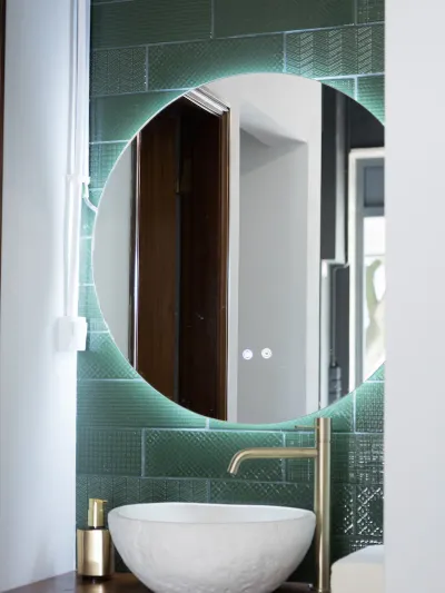 Lavatório com design moderno na Escape